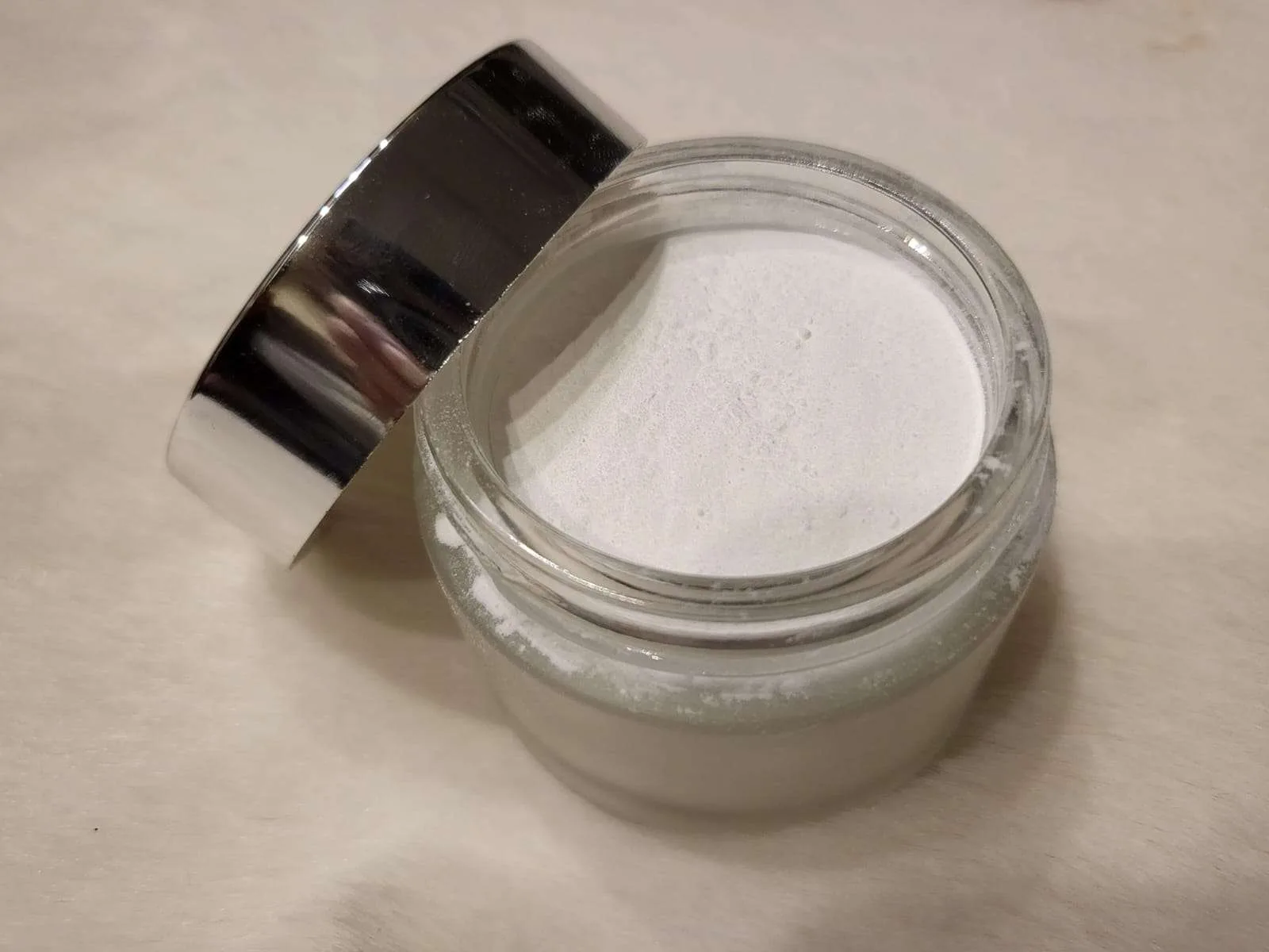 TRANSLUCENT POWDER