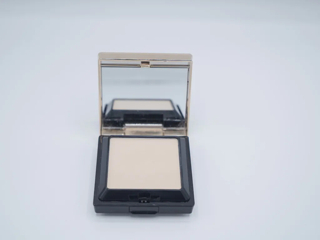 Shine & Prime Face Powder - Image 3